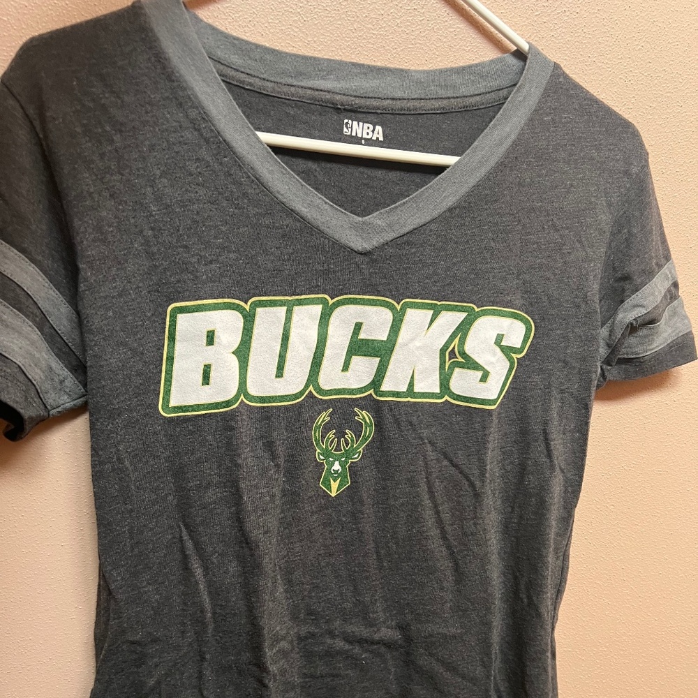 Woman’s Bucks shirt